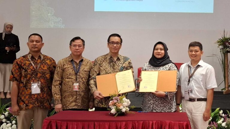 Penandatangana MoU, MoA, dan IA antara Universitas Sains Indonesia dengan Universitas Pembangunan Jaya
